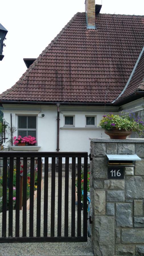 VětřníByt - Apartmanアパートメント エクステリア 写真